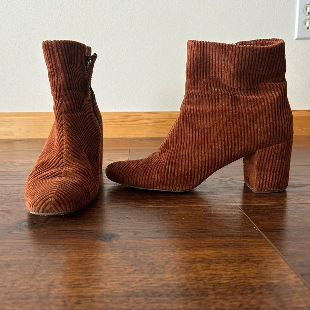 Splendid Rust Orange/Brown Corduroy Heeled Booties - Picture 4 of 6